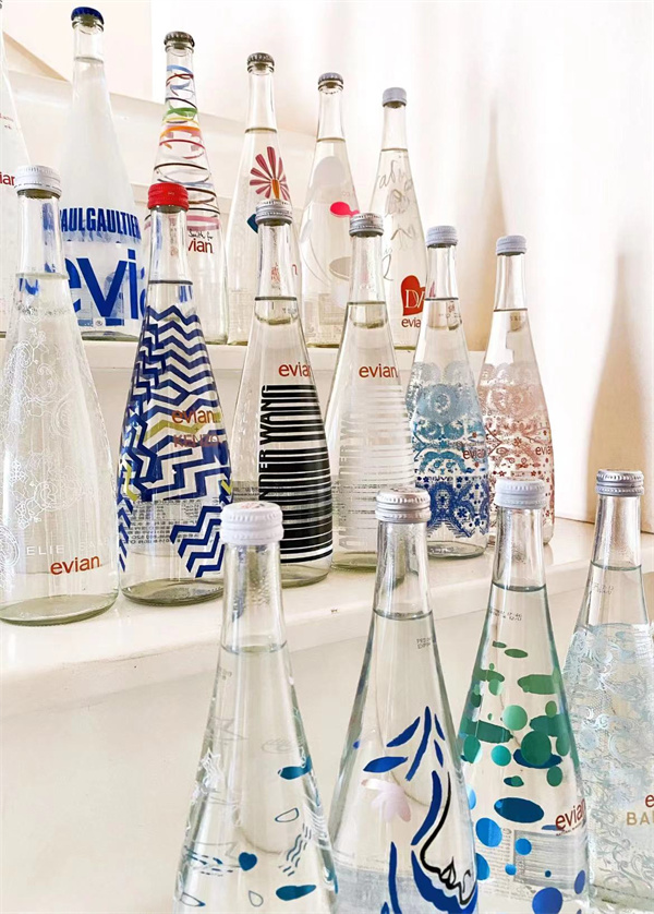 玻璃酒瓶設(shè)計(jì)